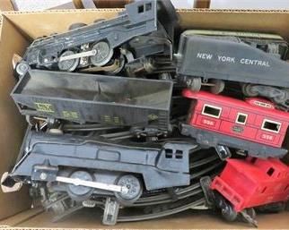 Lot 102
(2) Boxes Lionel and Marx Trains