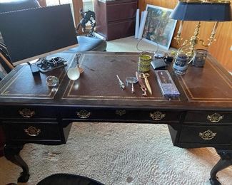 top view of the Sligh desk