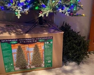 9ft colored lights new in box tree $30