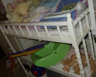 Baby chainging table