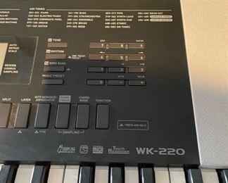 Casio WK-220 Keyboard