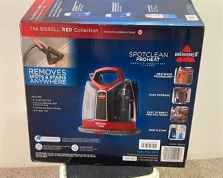 Bissel Spot Clean Proheat Portable Carpet Cleaner in Box