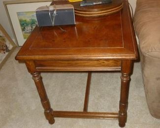 Nice end table