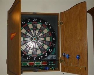 Electronic dart board