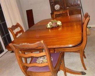 Mahogany Table w/4 needlepoint seat chairs