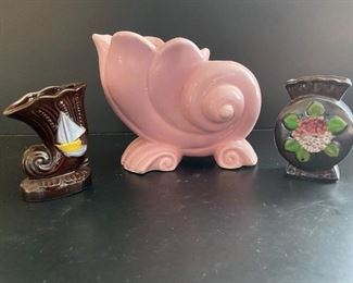 Small MCM shell and floral motif vases (Japan)
