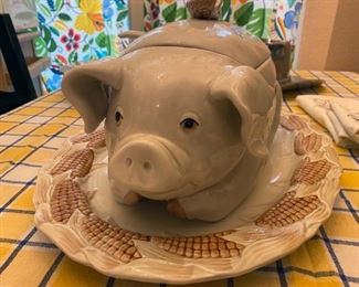 Fitz & Floyd Pig Soup tureen with matching platter (Rare)
