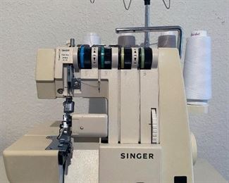Singer Ultralock U64A Serger sewing Machine