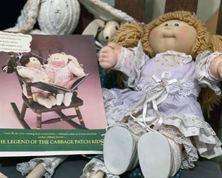 Vintage Cabbage Patch Doll with Adoption Papers (Alternate view)