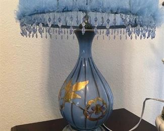 Mid-century blue ceramic lamp with gold accents (Detail view)