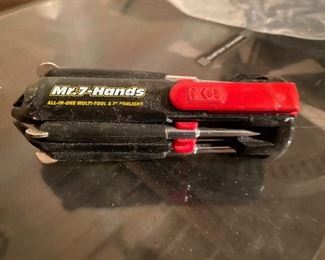 Mr 7 Hands Multi-Tool