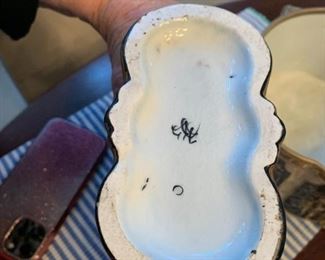 Signature black gold flower vase