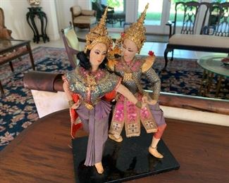 Thai man/woman figurine