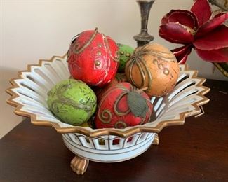 Open sided fruit bowl - Portugal