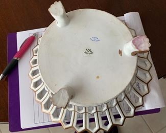 Opened sided fruit bowl - Portugal signature