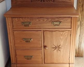 OAK WASHSTAND WITH CARVED STAR