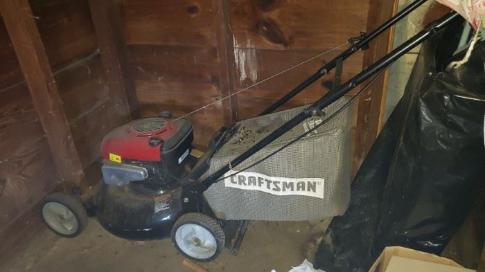 Craftsman lawnmower