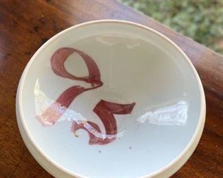 Asian bowl. Signed by artist. Photo 2 of 3. 