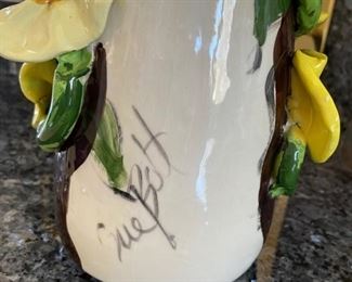 Ceramic head vase. Signed by artist. Photo 2 of 4. 