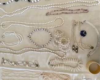 Sample of necklaces. 