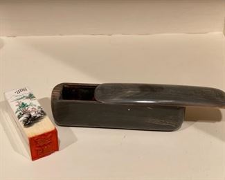 Chinese stamp. Photo 1 of 2. 