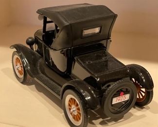 Small 1925 Model T Ford truck. Photo 2 of 2. 