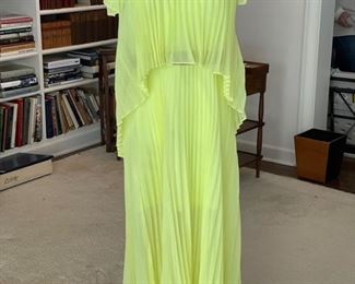 Citron BCBG Dress. Size M. Photo 1 of 2. 