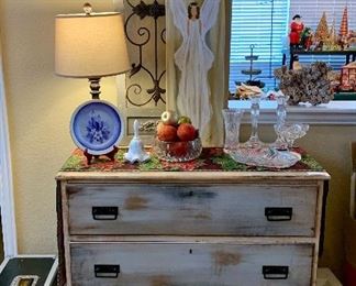 Antique Chest of drawers