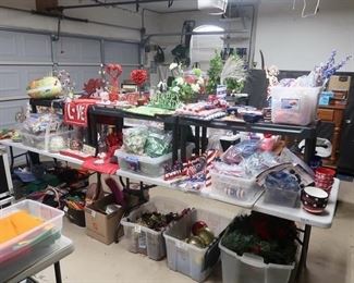 This sale has decor for every single holiday covered…Easter, Valentine’s, St. Patrick’s…even the 4th of July!!!!