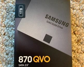 Samsung 870 QVO 1TB Solid State Drive 