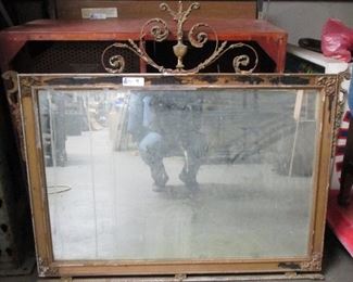 VINTAGE MIRROR WOOD AND IRON FOR RESTORATION (42X38)