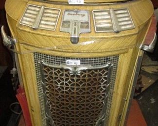 VINTAGE SEEBURG "TRASHCAN" JUKEBOX CIRCA 1948