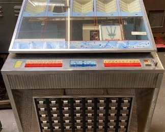 VINTAGE SEEBURG HIGH FIDELITY Q-100 JUKEBOX