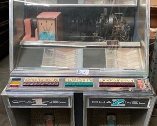 VINTAGE SEEBURG MODEL 222 JUKEBOX CIRCA 1959