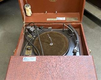 VINTAGE GARRARD RC-80M TV PILOT MODEL PT-1010 HI FIDELITY PORTABLE PHONOGRAPH
