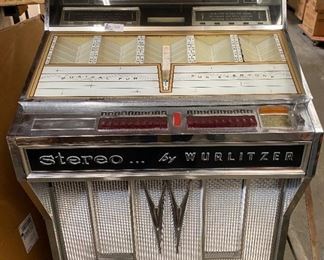 VINTAGE WURLITZER MODEL 2810 JUKEBOX CONSOLE NO MECHANICS