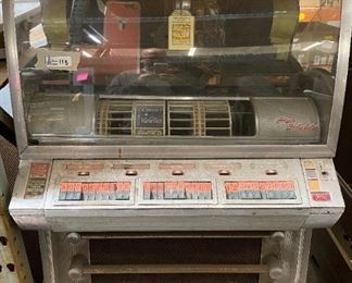 VINTAGE SEEBURG VL-200 JUKEBOX CICA 1955/56