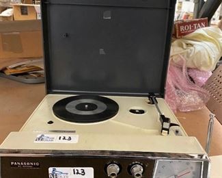 VINTAGE PANASONIC SG-773 TRANSISTOR RADIO/PHONO