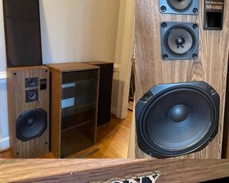 Vintage Sony SS-U520 Pair of Speakers & Center Media/Turntable Console