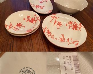 Large Squared edges Round Serving Bowl
4 Large Handmade in Italy Serving pieces 