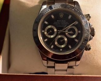 I finally received authenticity reports on these watches, they are fine replicas but they are not real Daytona Rolex's.