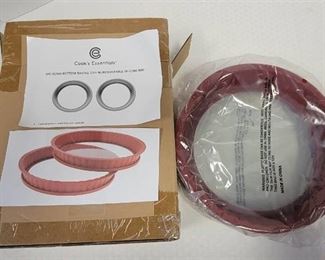 New Cooks Essentials Set Of 2 Glass Bottom BAKING PANS for Cake /Removable Rims - Red