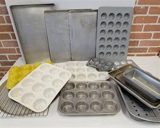 2 Wearever Baking Sheets - 2 Air Bake Cookie Sheets - Muffin Pans and More Bakeware