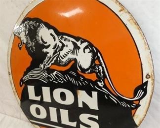VIEW 2 RIGHTSIE LION OILS REPLICA SIGN