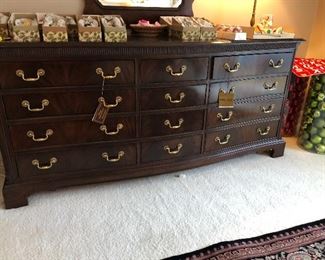 Heritage Dresser 