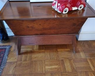 Primitive dough chest/box 