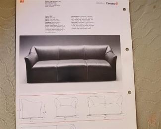 685 two seat sofa by Mario Bellini for Atelier International