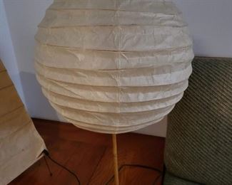 Akari table lamp by Isamu Noguchi