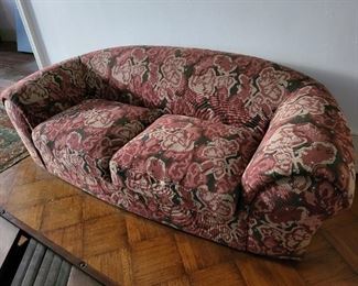 Venturi sofa