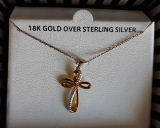 18 K Gold Necklace With Diamonds